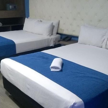 Hotel Plaza Miranda Bogotá Esterno foto
